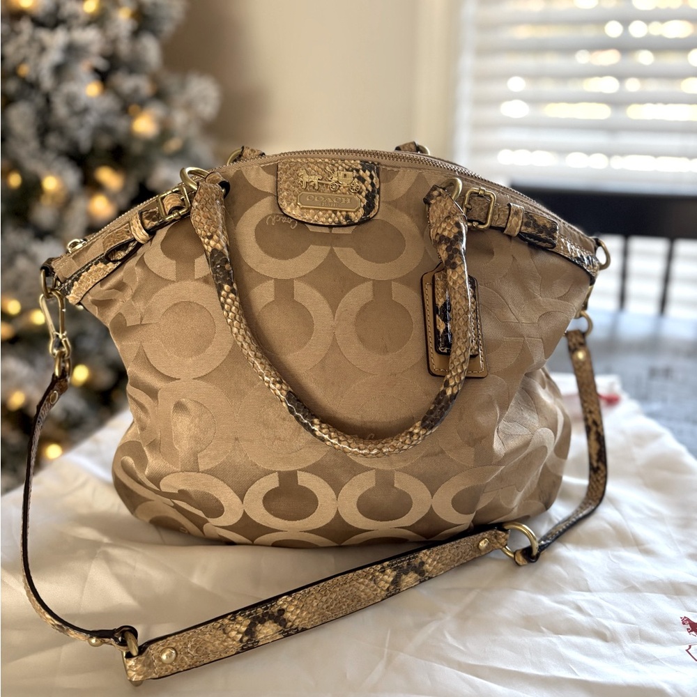 Authentic Coach Madison Handbag